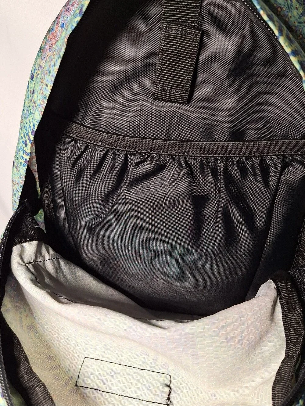 Vibedration Hydration Backpack Small w/o bladder & Matching Wallet/Card Holder